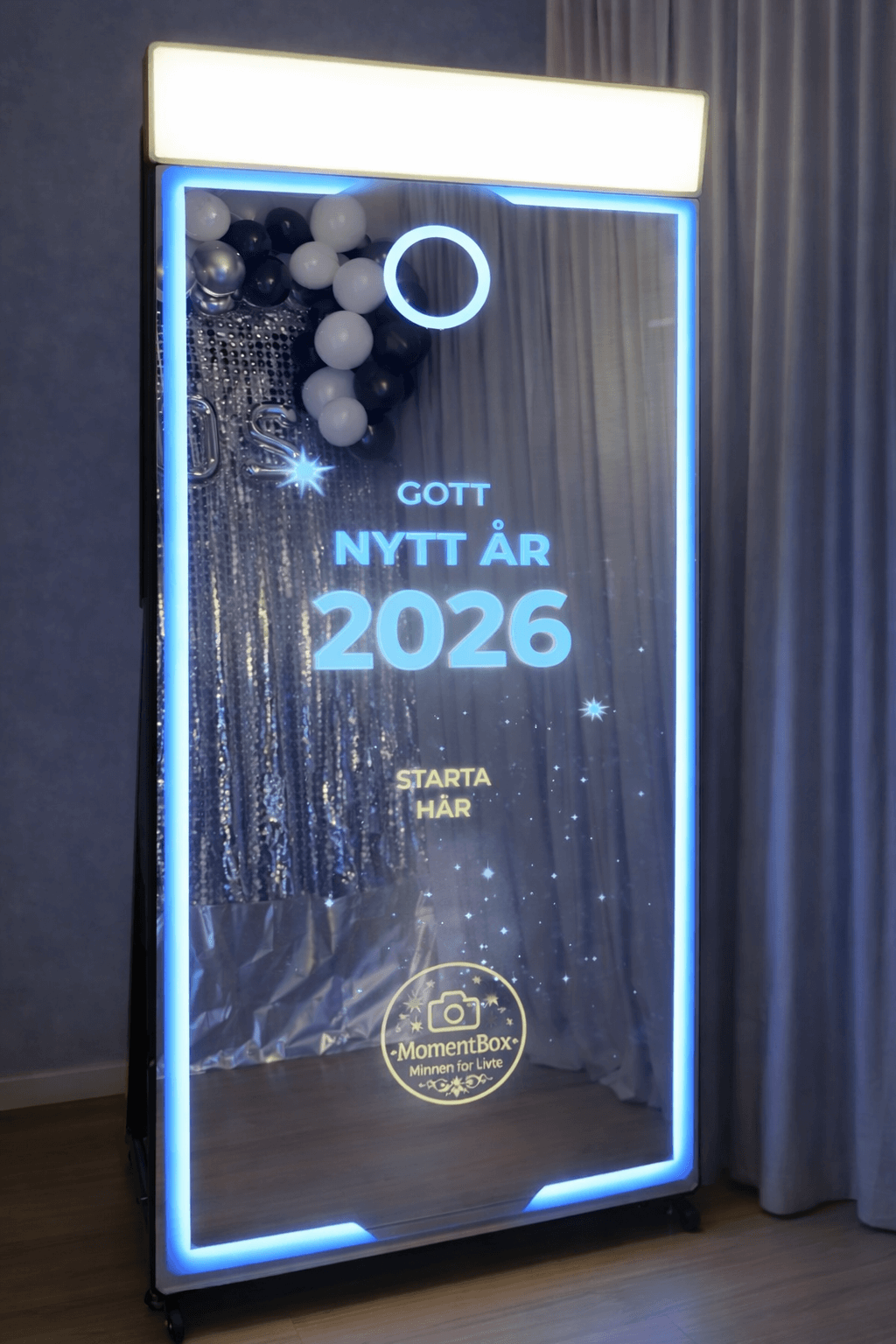 Mirror Booth