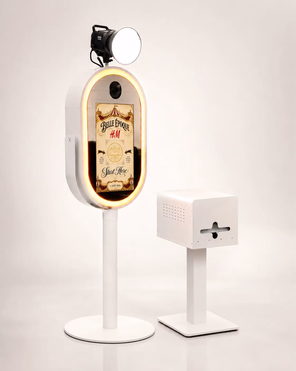 Ovalt fotobås – klassisk photobooth till fest och event Stockholm